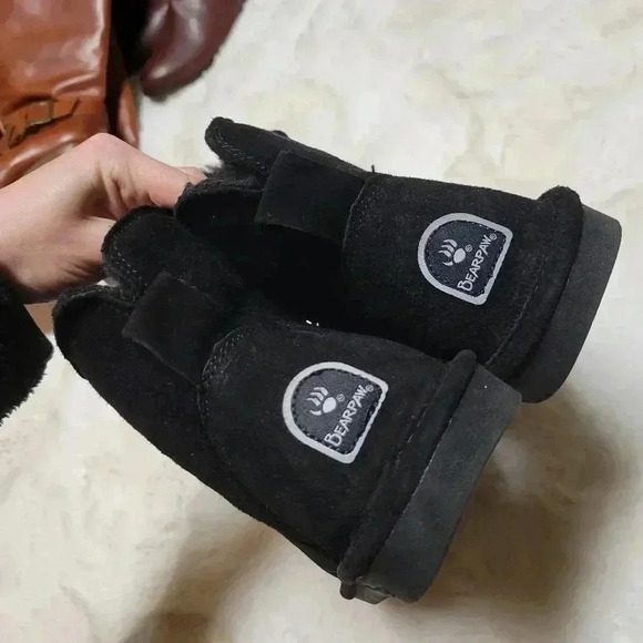 Bearpaw Kerri suede fuzzy wool skeepskin hiking boot neverwet Size 11 Black - Picture 9 of 10
